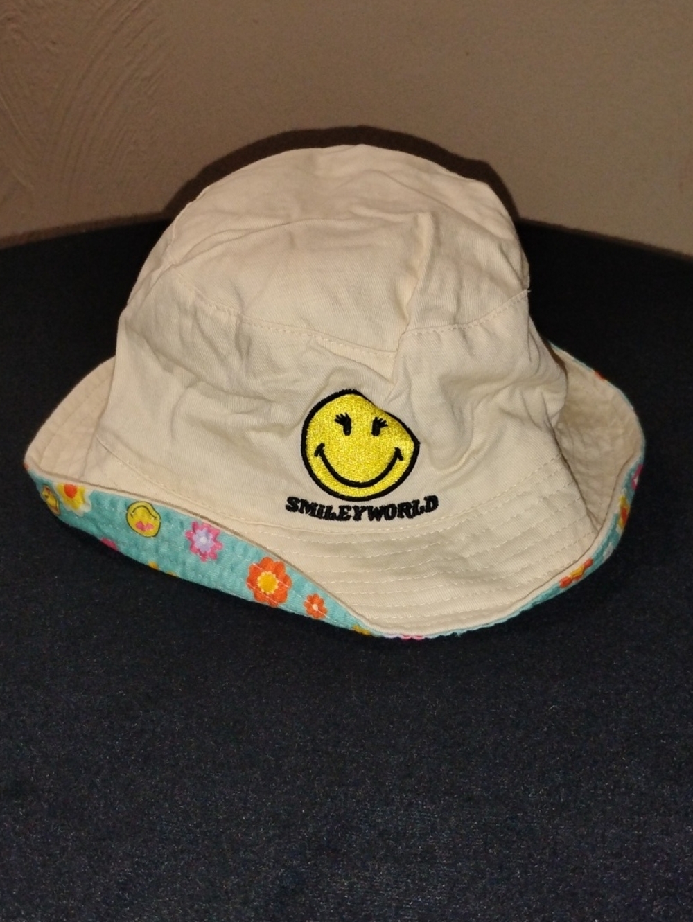 Smiley World Reversible Bucket Hat - Cream & Blue Floral Trim